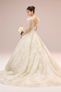 Sargent サージェント no.03-90752 esum weddingdress ウエディングドレス 韓国ドレス キラキラ