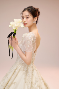 Sargent サージェント no.03-90752 esum weddingdress ウエディングドレス 韓国ドレス キラキラ